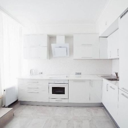Апартаменты Первая Линия Odessa Exterior foto